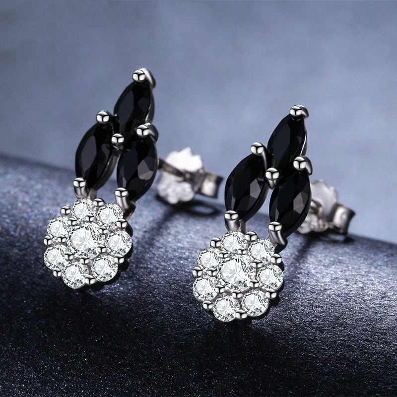 Full Diamond Round Zircon Copper-plated Earrings Demandx