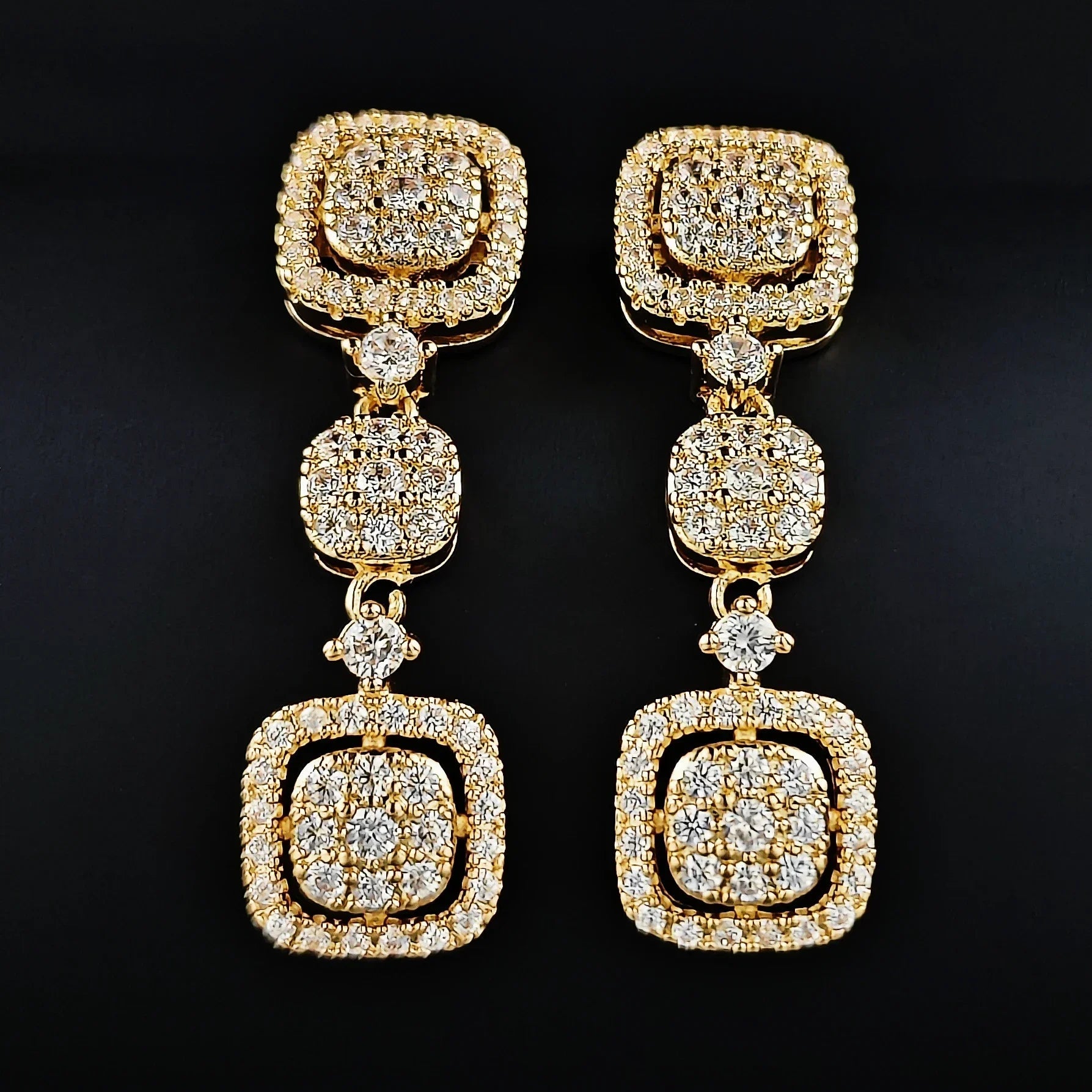 Delicate Women Dangle Earrings with Brilliant Cubic Zirconia Chic Bridal Wedding Engagement Earrings Trendy Jewelry Party e7165 Demandx